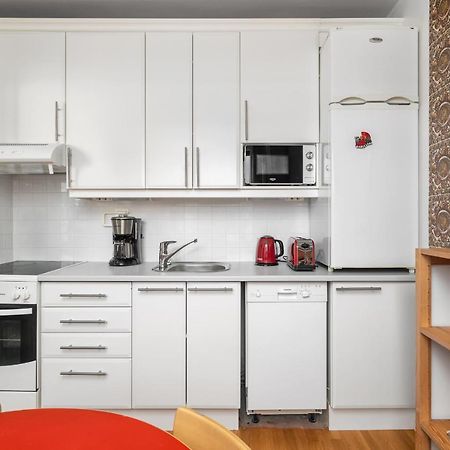 Ferienwohnung Wehost Spacious Traveller'S Hq Above Metro @Vilhonvuorenkuja 16 Helsinki Exterior foto