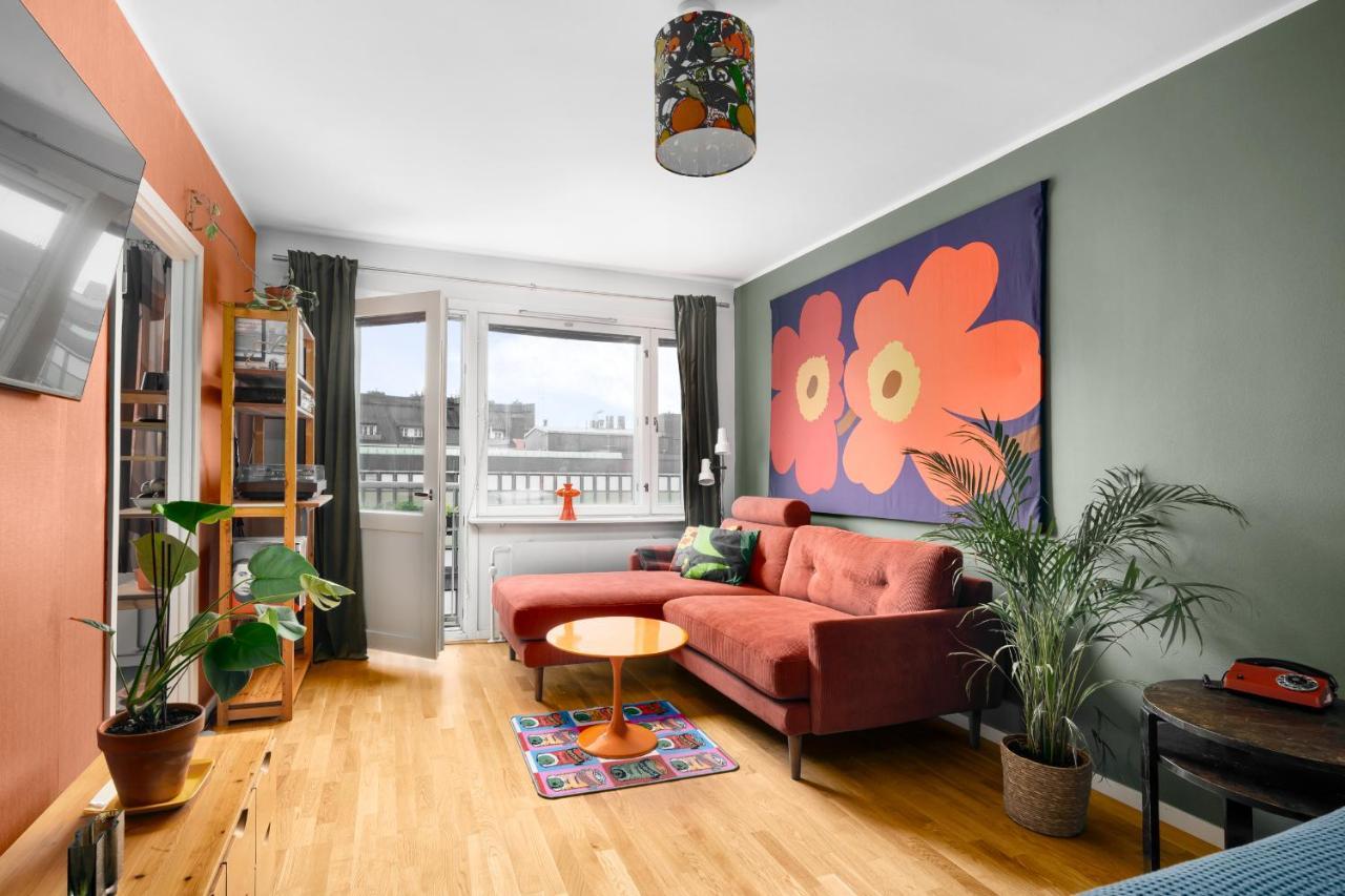 Ferienwohnung Wehost Spacious Traveller'S Hq Above Metro @Vilhonvuorenkuja 16 Helsinki Exterior foto