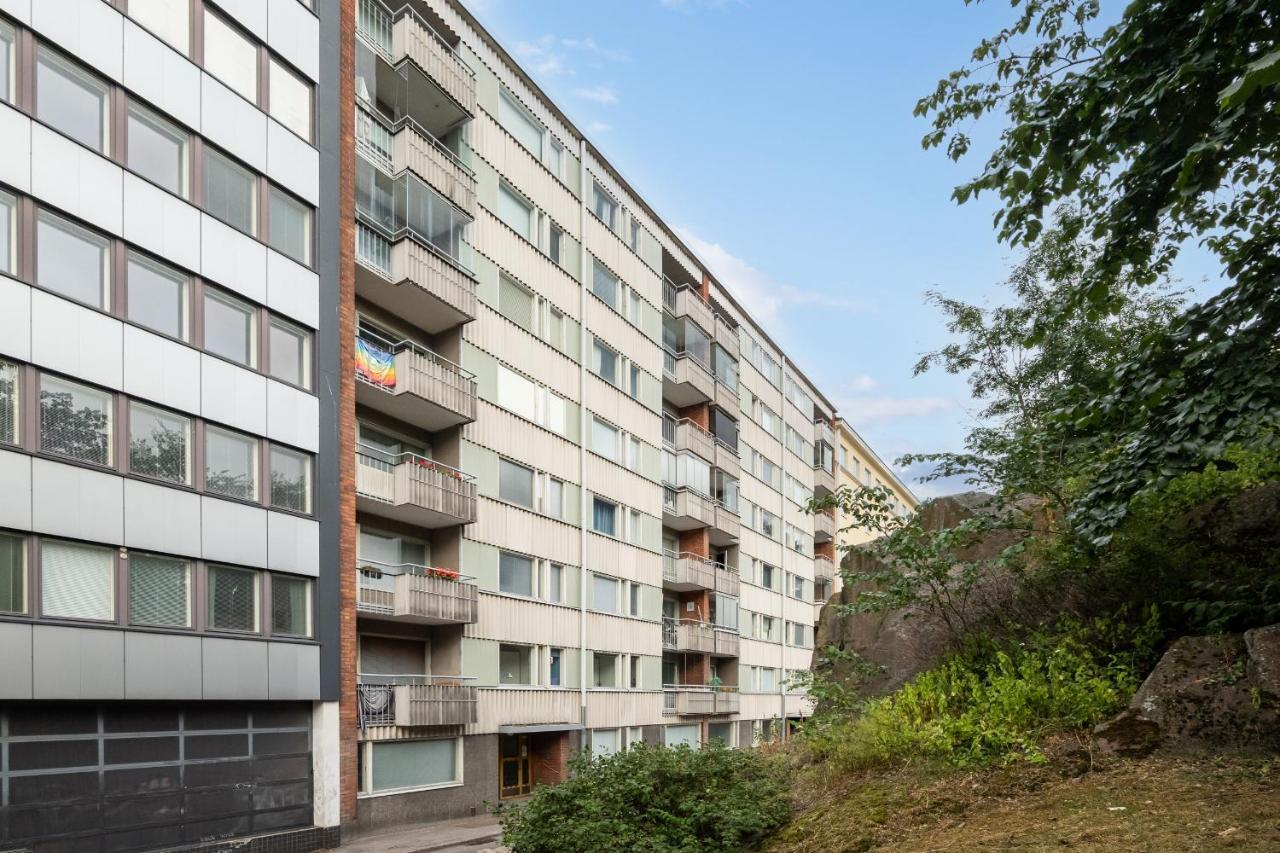 Ferienwohnung Wehost Spacious Traveller'S Hq Above Metro @Vilhonvuorenkuja 16 Helsinki Exterior foto